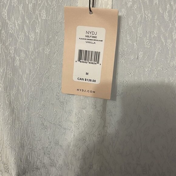 NYDJ Flounce Crossover Blouse Size NWT - Picture 8 of 9